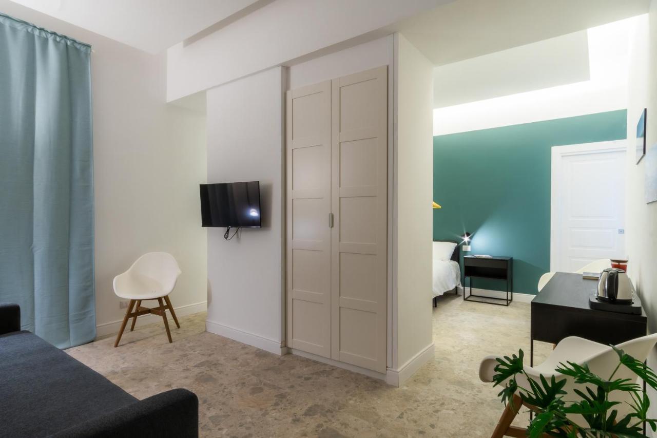 Couette-café Naos Naples